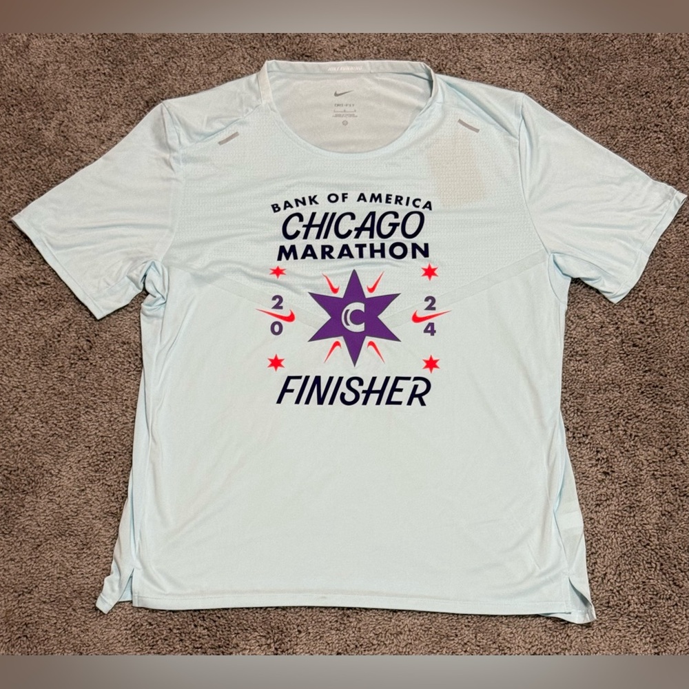 Nike Rise 365‎ Chicago Marathon 2024 Finisher SS Shirt Blue FV6330-474 Mens Sz L